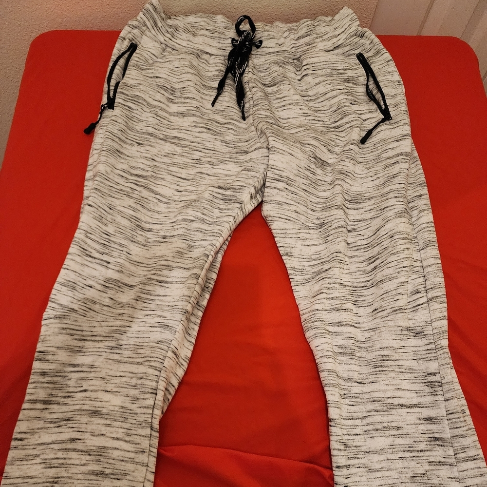 $60 Alexander Julian